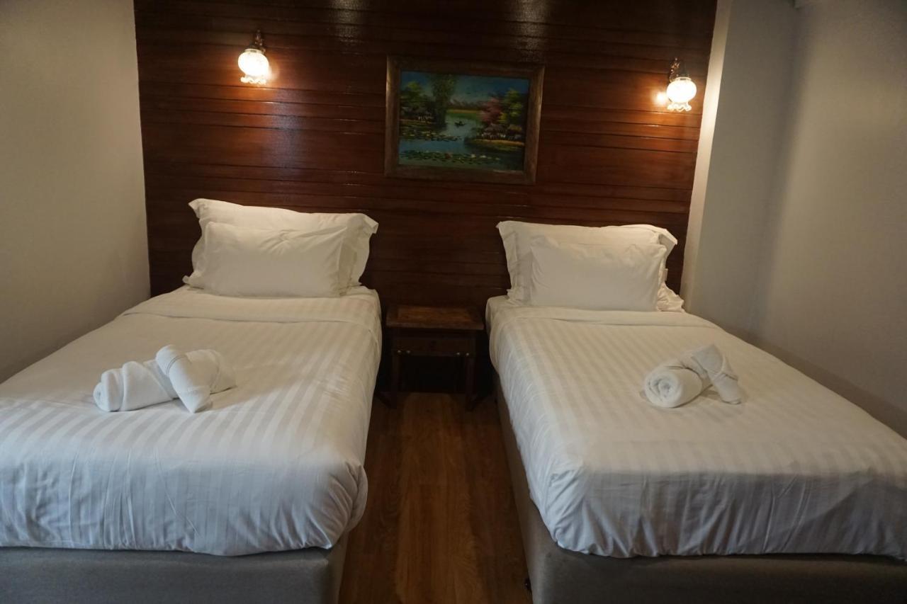 Hotel Ingmon House Chiang Mai Exterior foto
